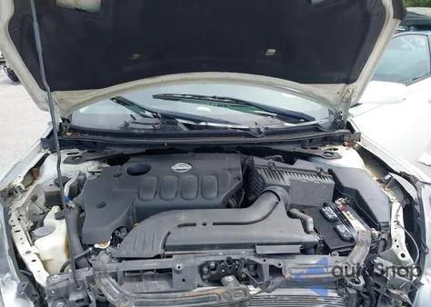 2013 Nissan Altima 2.5 S z USA, uszkodzony, nr VIN 1N4AL2EP4DC235542